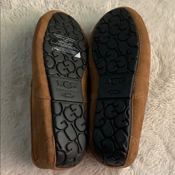 New UGG Men - Picture 3 of 4